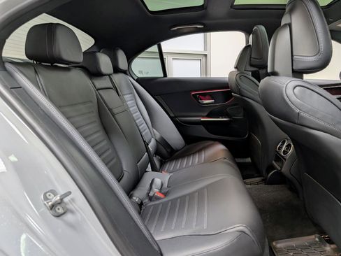 Used 2025 Mercedes-Benz C 300 4MATIC Sedan image 22