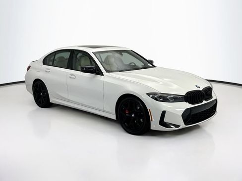 Used 2026 BMW 330i Sedan w/ M Sport Package RWD image 3