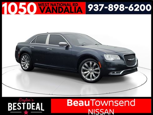 Used 2019 Chrysler 300 Limited RWD image 1