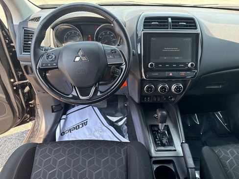 Used 2024 Mitsubishi Outlander Sport LE image 13