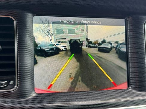 Used 2016 Dodge Charger R/T w/ Plus Group image 33