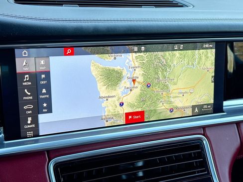 Used 2019 Porsche Panamera 4 image 13