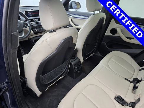 Used 2022 BMW X1 sDrive28i w/ Premium Package image 15
