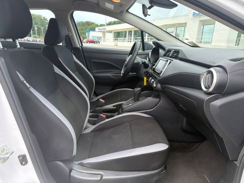 Used 2025 Nissan Versa S FWD image 15