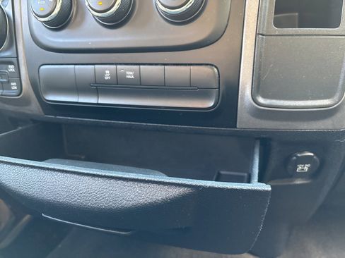 Used 2016 RAM 1500 ST w/ SXT Appearance Group image 15