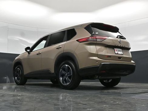Used 2025 Nissan Rogue SV FWD image 59