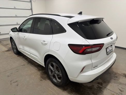 Used 2023 Ford Escape ST-Line w/ Tech Pack #1 image 6