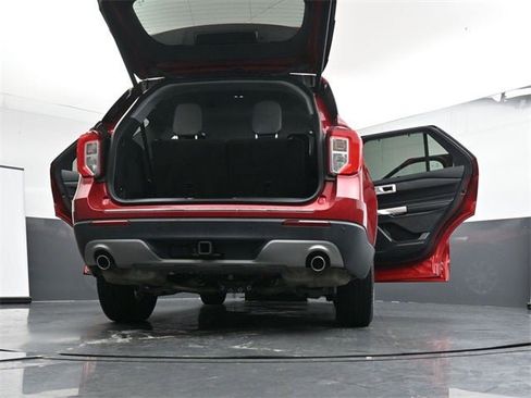 Used 2022 Ford Explorer Limited w/ Equipment Group 301A image 42