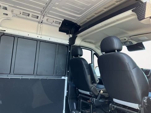 Used 2024 RAM ProMaster 2500 w/ Quick Order Package 22G SLT FWD image 17