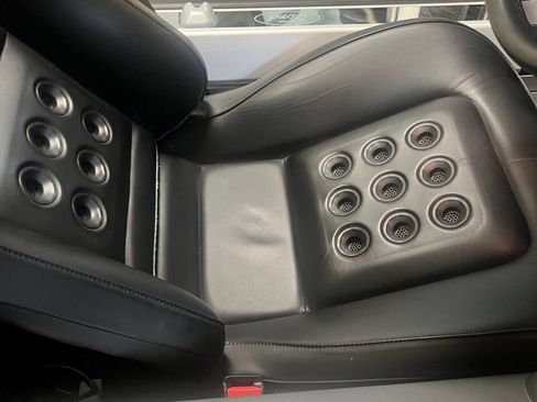 Used 2006 Ford GT RWD image 34