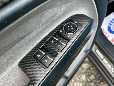 Used 2024 Ford Maverick XLT image 13