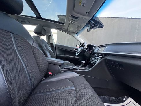 Used 2019 Kia Optima S w/ S Panoramic Sunroof Package image 16