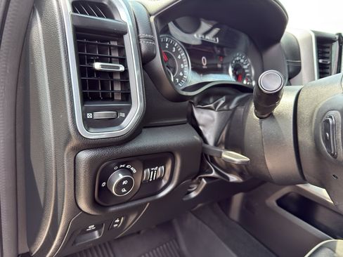 Used 2023 RAM 1500 Laramie AWD/4WD image 15