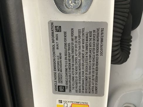 Used 2021 Chevrolet Silverado 2500 LTZ w/ LTZ Convenience Package image 29