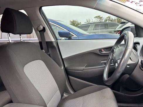 Used 2018 Hyundai Kona SEL w/ SEL Tech Package 02 image 7