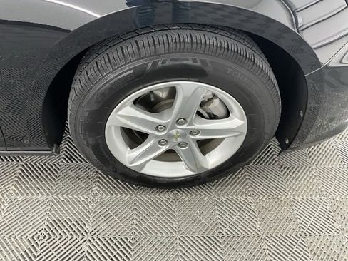 Used 2020 Chevrolet Malibu LS image 25