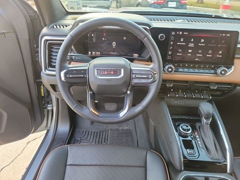 Used 2024 GMC Canyon AT4 w/ AT4 Premium Package image 20