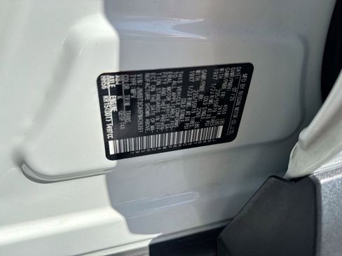 Used 2023 Nissan Rogue SL FWD image 29