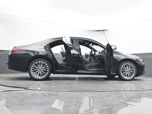 Used 2025 Mercedes-Benz CLA 250 4MATIC image 74