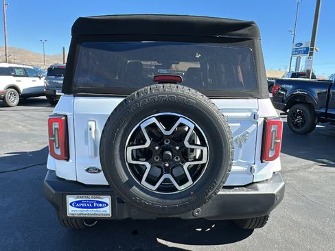 New 2025 Ford Bronco Outer Banks image 4