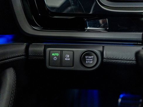 Used 2025 Porsche Panamera 4 image 45