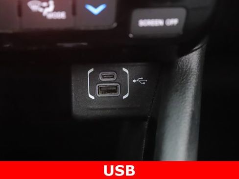 Used 2022 Jeep Compass Limited AWD/4WD image 25