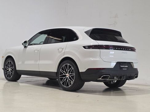 New 2026 Porsche Cayenne AWD/4WD image 3