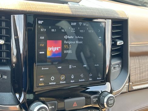 Used 2019 RAM 1500 Laramie Longhorn w/ Bed Utility Group AWD/4WD image 18