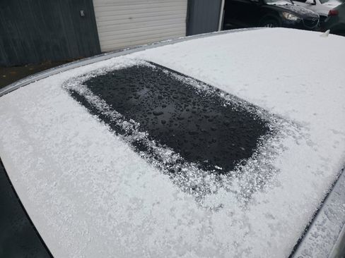 Used 2017 Toyota Highlander Limited image 13