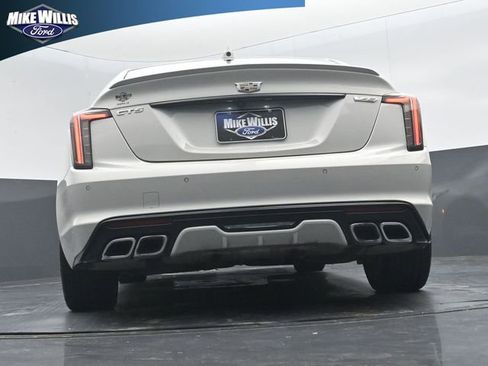 Used 2023 Cadillac CT5 V w/ Premium Package RWD image 22