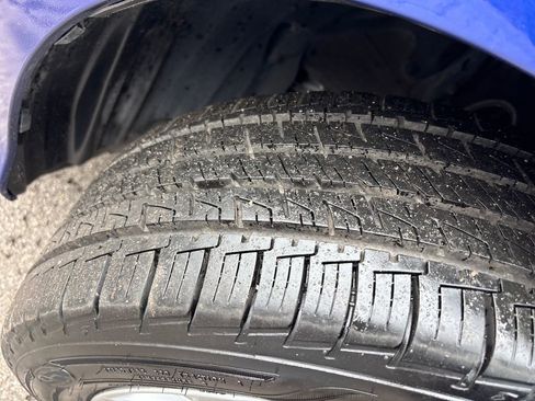 Used 2018 Toyota Camry LE image 28