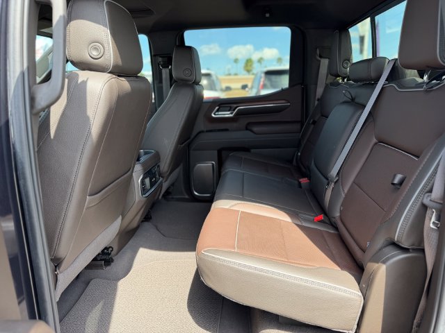 Used 2024 GMC Sierra 1500 Denali AWD/4WD image 9