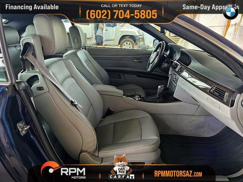 Used 2011 BMW 335i Convertible image 14