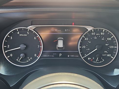 Used 2023 Nissan Rogue S AWD/4WD image 19