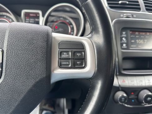 Used 2019 Dodge Journey SE w/ Connectivity Group FWD image 27