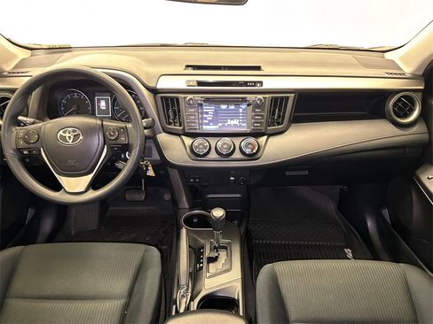 Used 2017 Toyota RAV4 LE image 15