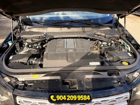 Used 2017 Land Rover Discovery HSE image 39