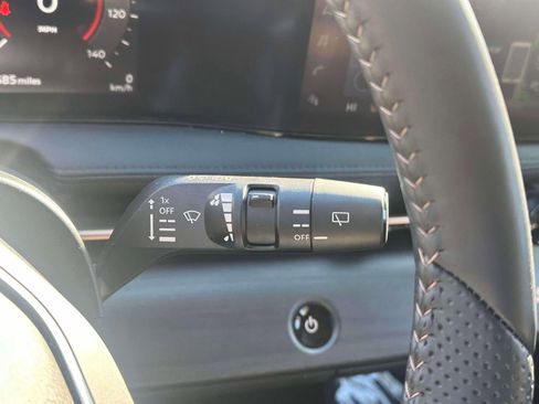 Used 2023 Nissan Ariya AWD image 24