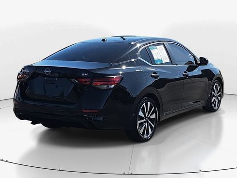 Used 2024 Nissan Sentra SV w/ SV Premium Package image 5