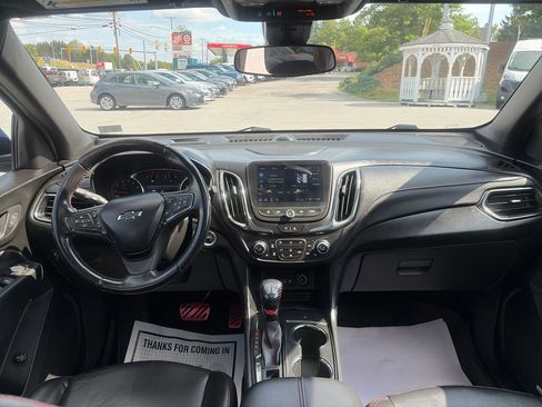 Used 2022 Chevrolet Equinox RS w/ RS Leather Package AWD/4WD image 13