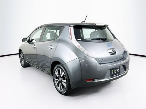 Used 2015 Nissan Leaf SL FWD image 5