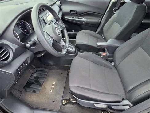 Used 2024 Nissan Kicks S image 7