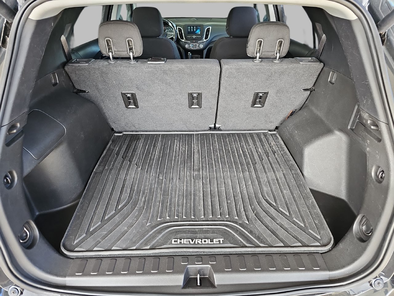Used 2018 Chevrolet Equinox LT AWD/4WD image 16