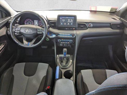 Used 2020 Hyundai Veloster 2.0 FWD image 16