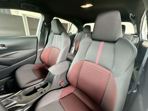 Used 2026 Toyota Corolla SE FWD image 14