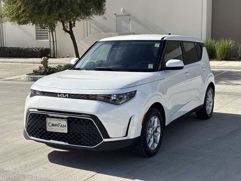 Used 2024 Kia Soul LX w/ Option Group 015 image 7