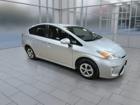 Used 2012 Toyota Prius Three FWD image 2
