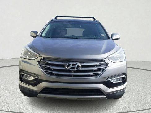 Used 2018 Hyundai Santa Fe Sport FWD image 2