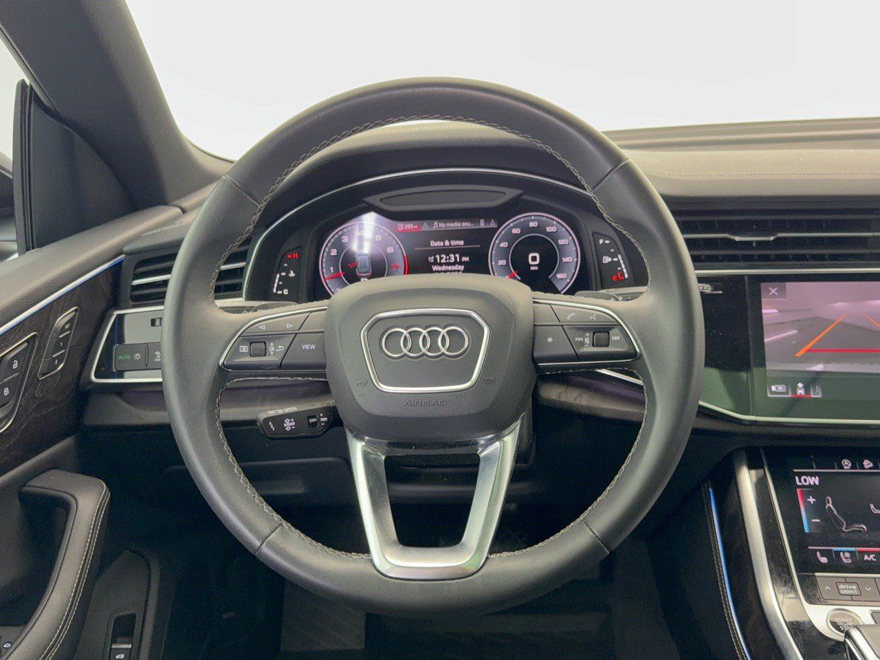Used 2023 Audi Q8 Premium Plus w/ Premium Plus Package AWD/4WD image 10