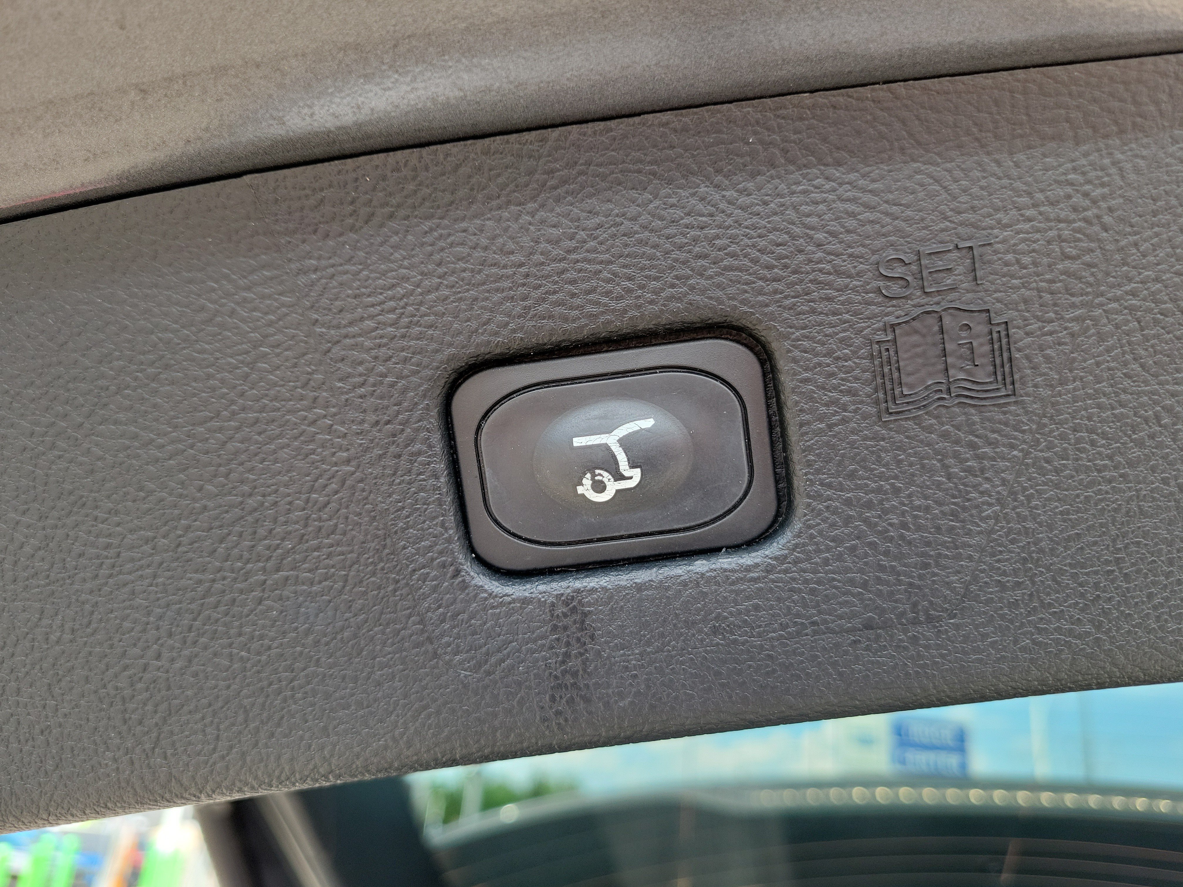 Used 2024 Ford Edge Titanium AWD/4WD image 10